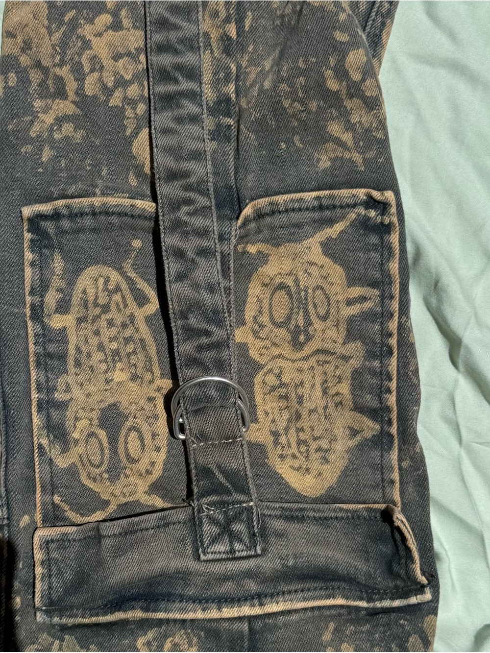 Hand painted mid rise bootcut jeans inspired by the eastern eyed click beetle!!! - Picture 5 of 12